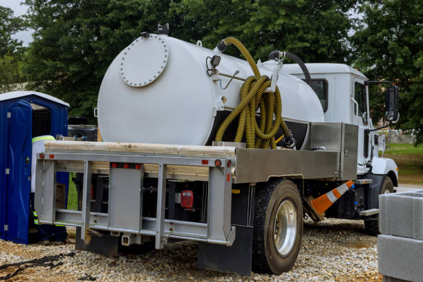 Best Portable restroom trailer rental  in Oak Grove, MN